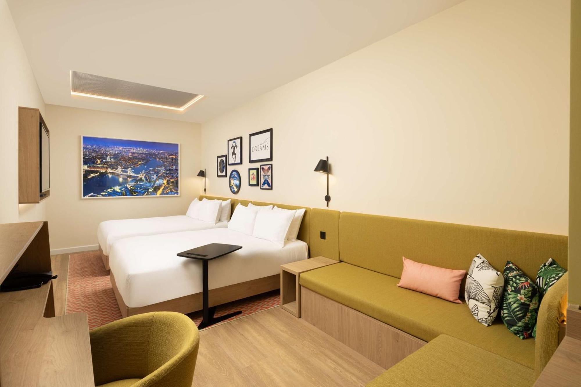 Отель Hampton By Hilton London Old Street Экстерьер фото