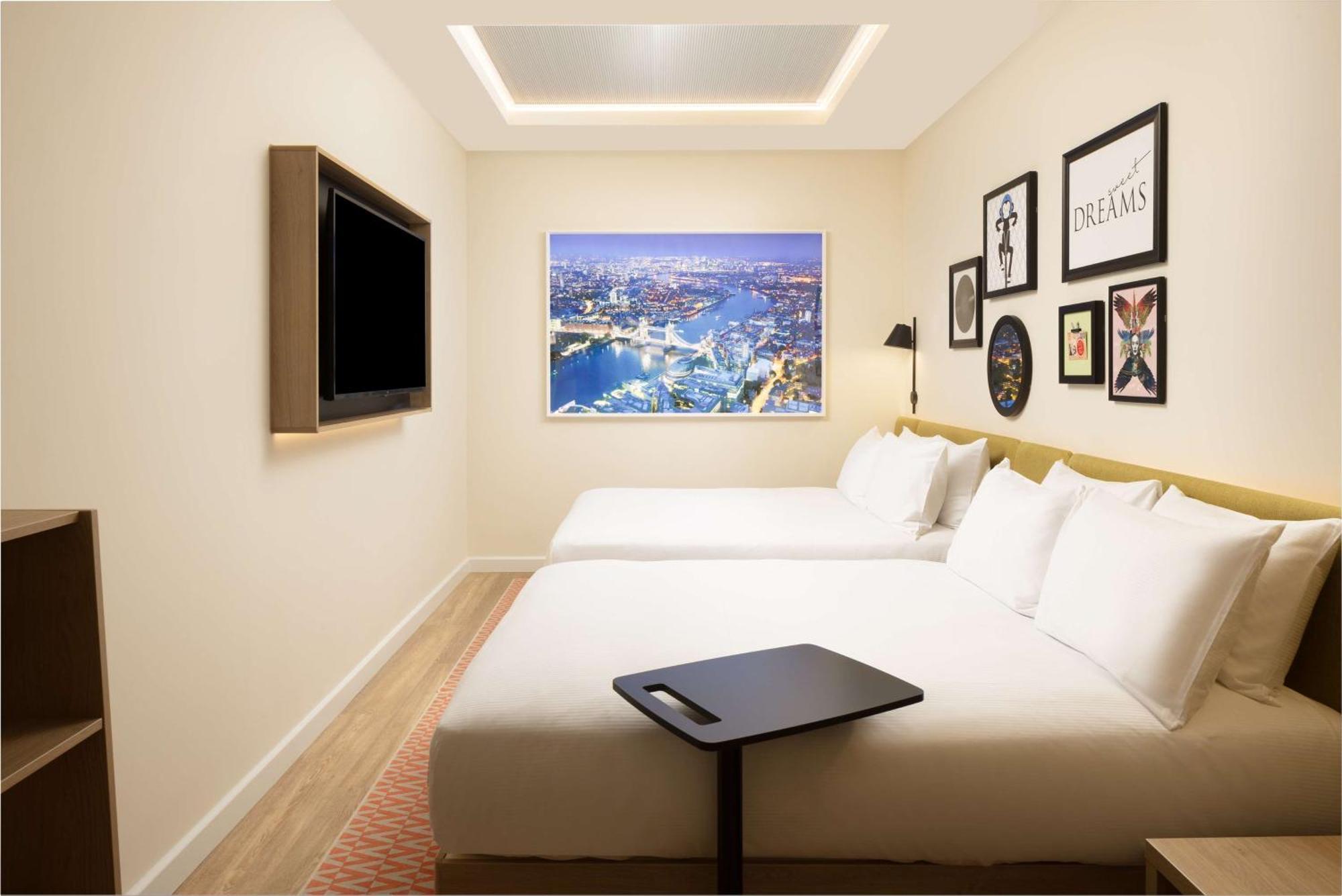 Отель Hampton By Hilton London Old Street Экстерьер фото