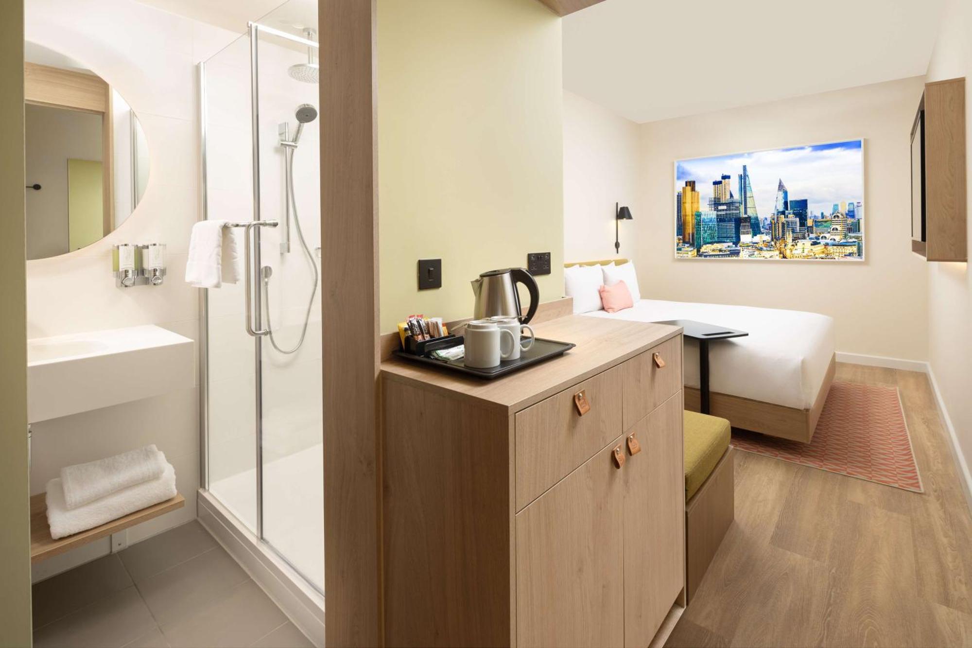 Отель Hampton By Hilton London Old Street Экстерьер фото