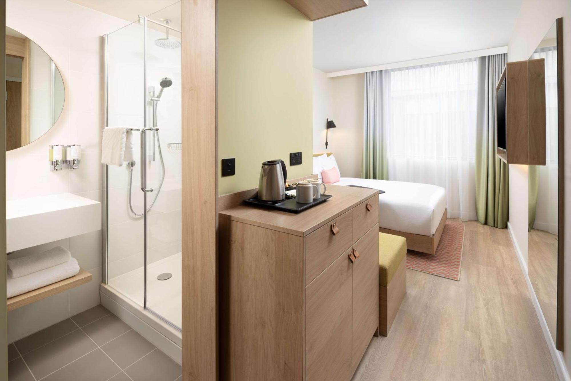 Отель Hampton By Hilton London Old Street Экстерьер фото