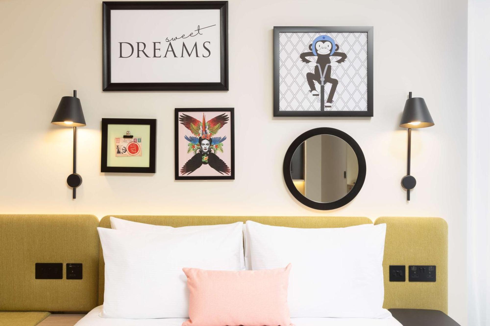 Отель Hampton By Hilton London Old Street Экстерьер фото